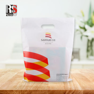 LDPE plastic inkopenzakken met handvat en gepersonaliseerd logo