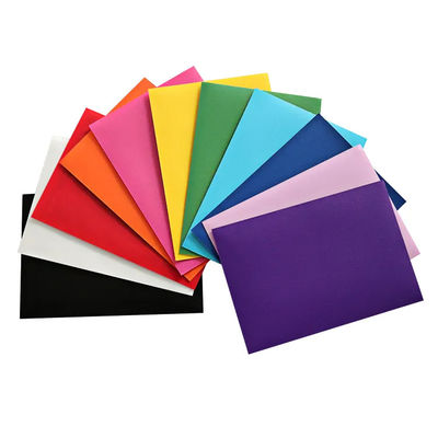 Custom GAME PLUS gekleurde matte grootte 62x89mm Trading Heat Embossing CPP speelkaartsleeven